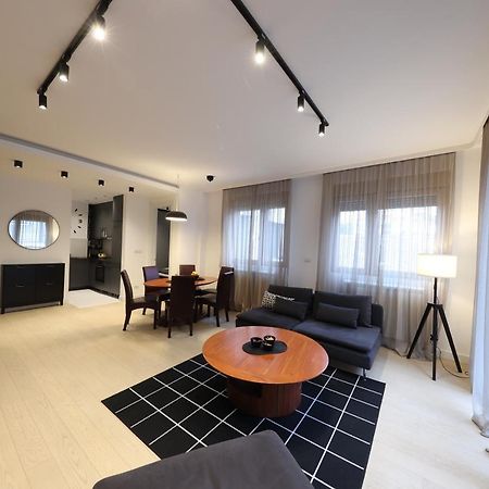 Modern Apartment In The Heart Of 베오그라드 외부 사진
