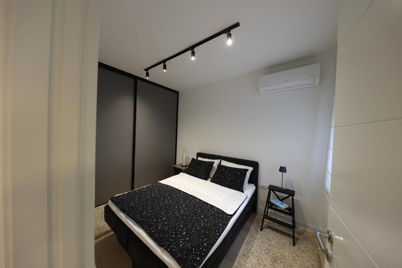 Modern Apartment In The Heart Of 베오그라드 외부 사진