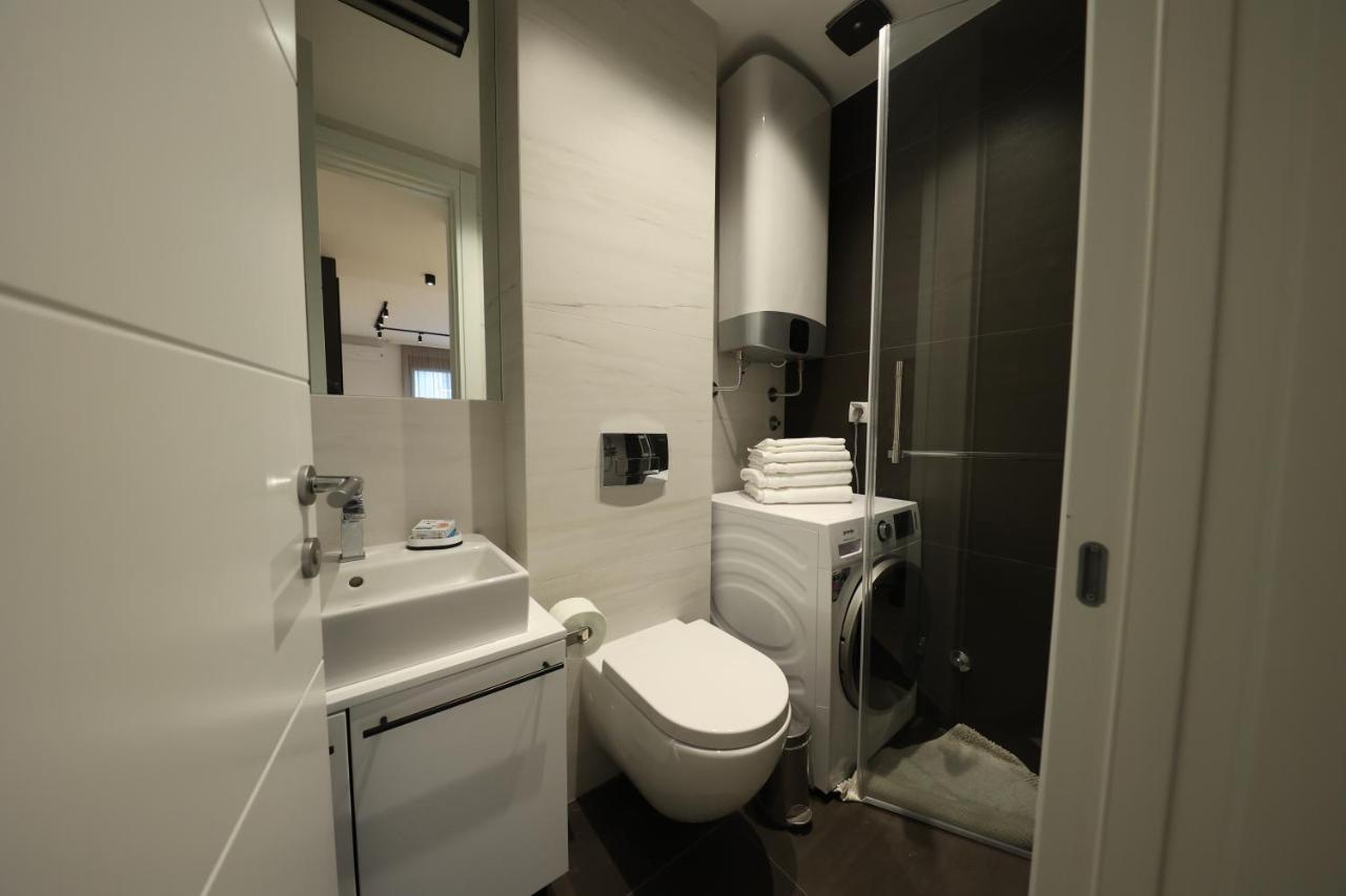 Modern Apartment In The Heart Of 베오그라드 외부 사진